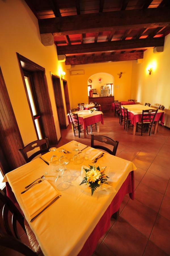 Agriturismo Villa Ione Vetralla Luaran gambar